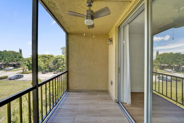 7300 NW 17th Street 305, Plantation, FL 33313