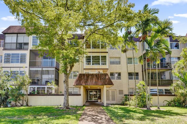 7300 NW 17th Street 305, Plantation, FL 33313