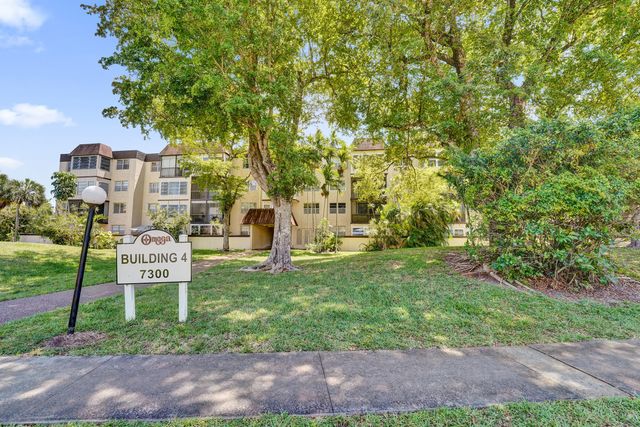 7300 NW 17th Street 305, Plantation, FL 33313