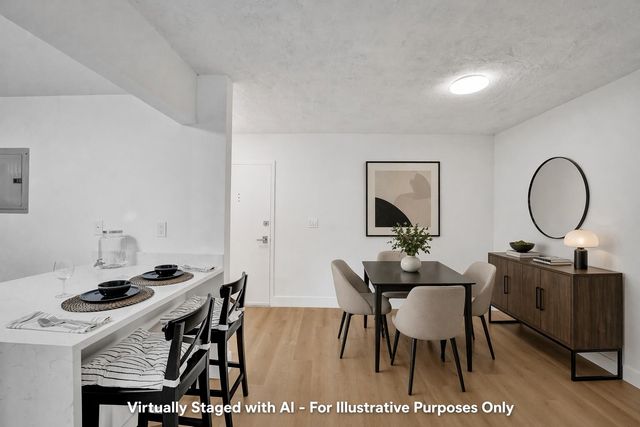 7300 NW 17th Street 305, Plantation, FL 33313