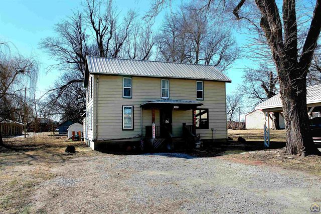 317 Chestnut ST, Everest, KS 66424