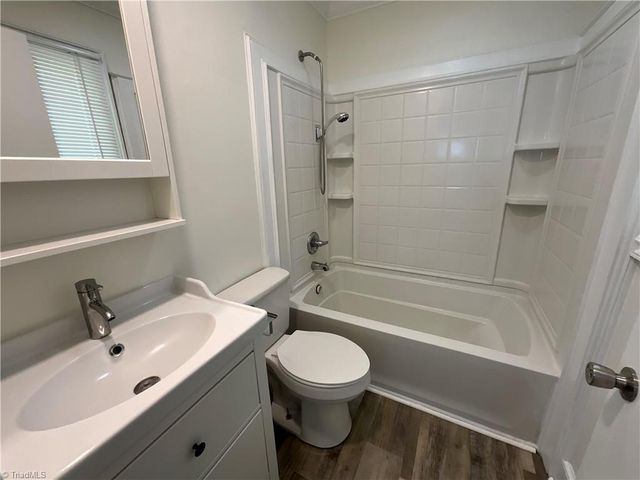 4026 Sedgewood Lane, Greensboro, NC 27407