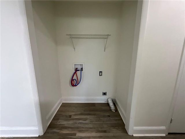 4026 Sedgewood Lane, Greensboro, NC 27407