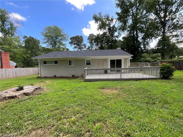 4026 Sedgewood Lane, Greensboro, NC 27407