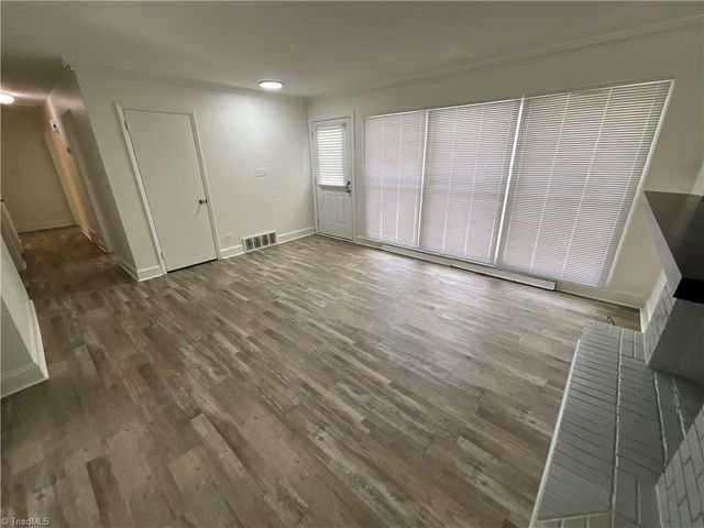 4026 Sedgewood Lane, Greensboro, NC 27407