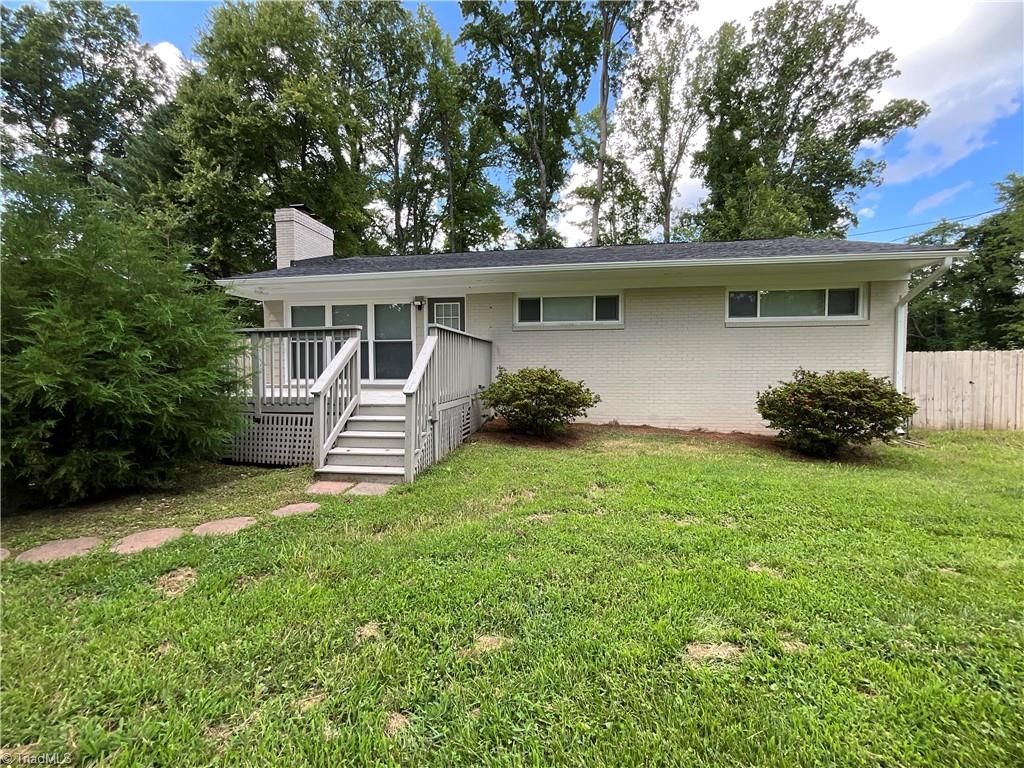 4026 Sedgewood Lane, Greensboro, NC 27407