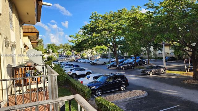 8600 SW 109th Ave 4-206, Miami, FL 33173