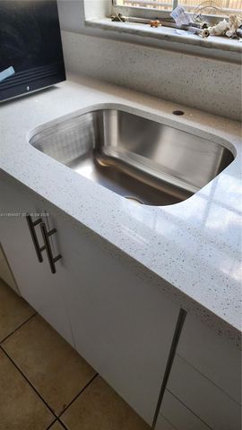 8600 SW 109th Ave 4-206, Miami, FL 33173