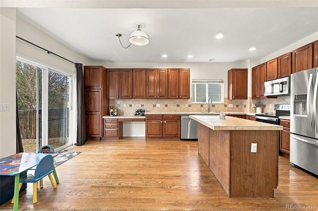 3903 S Quemoy Way, Aurora, CO 80018