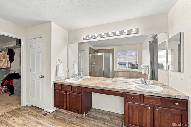 3903 S Quemoy Way, Aurora, CO 80018