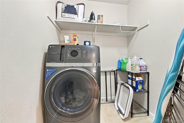 3903 S Quemoy Way, Aurora, CO 80018