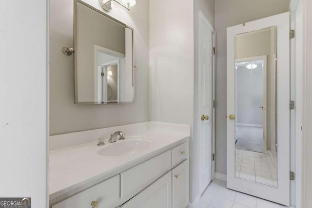 320 Champions View Drive, Milton, GA 30004