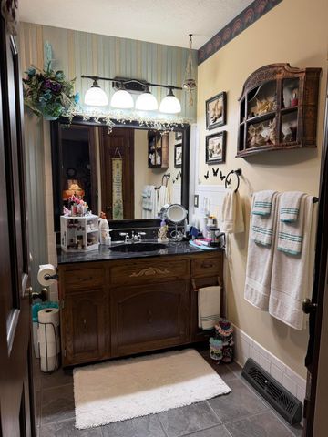 35 Guinn Drive, Monticello, KY 42633