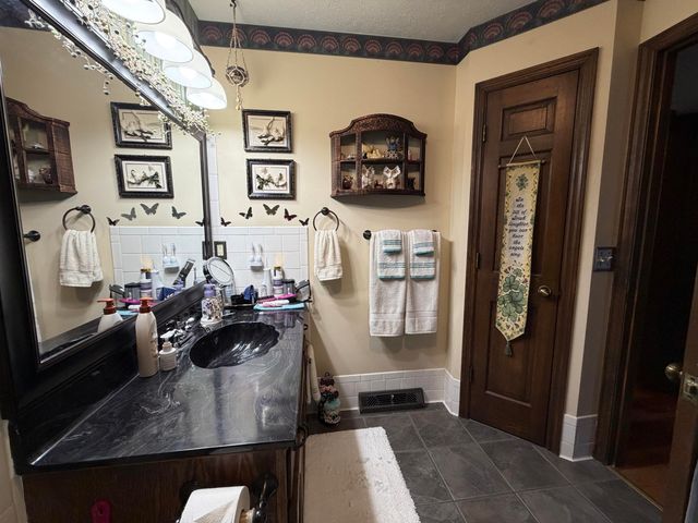 35 Guinn Drive, Monticello, KY 42633