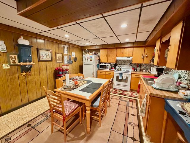 35 Guinn Drive, Monticello, KY 42633