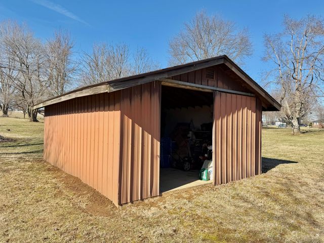 35 Guinn Drive, Monticello, KY 42633