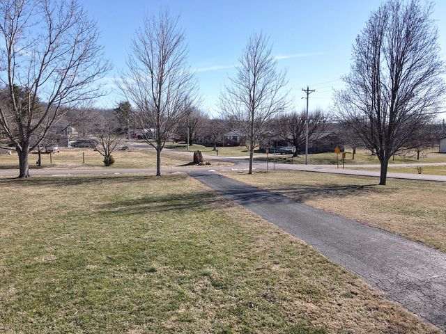 35 Guinn Drive, Monticello, KY 42633