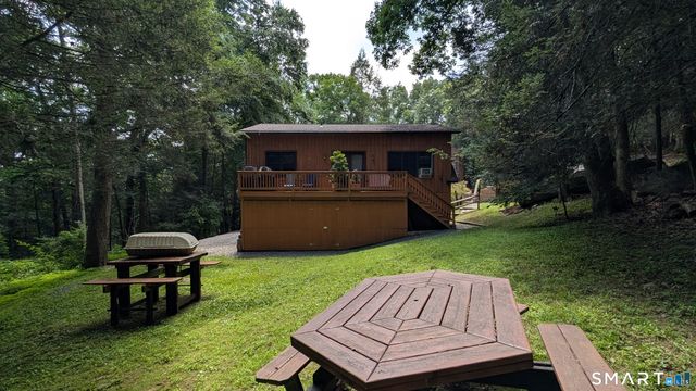 17 East Bucks Rock Road, New Milford, CT 06776