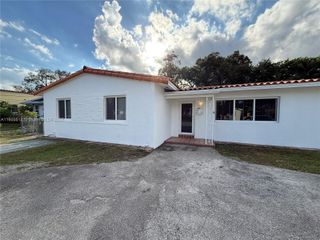 1120 NW 32nd Ct FRONT, Miami, FL 33125