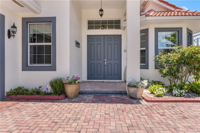 904 Yearling Trail, Sebastian, FL 32958
