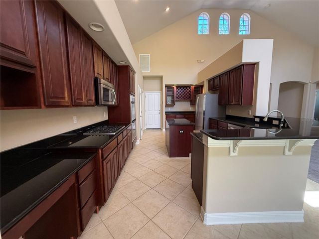 1754 FIRCREST CT, Wesley Chapel, FL 33543