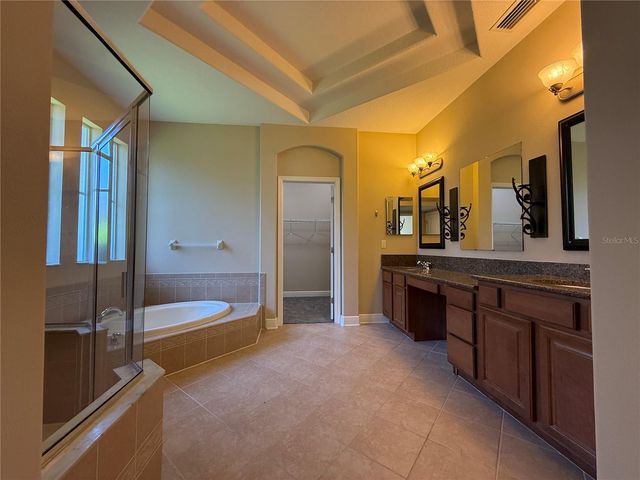 1754 FIRCREST CT, Wesley Chapel, FL 33543