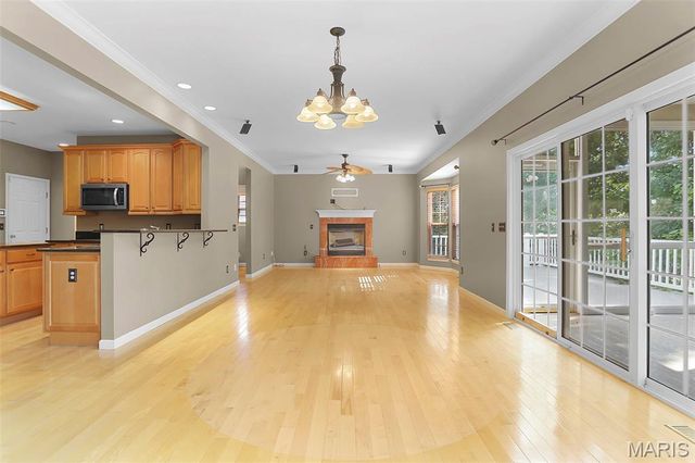 6 Crestwyck Court, Lake St Louis, MO 63367