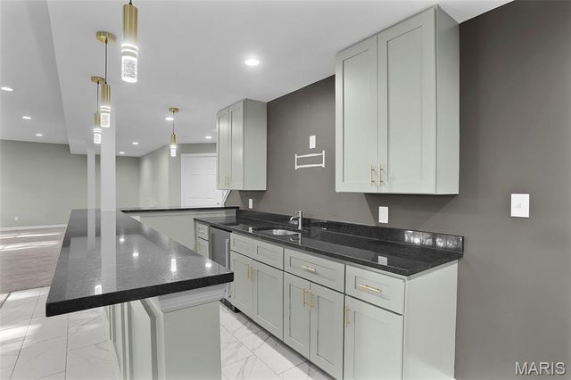 6 Crestwyck Court, Lake St Louis, MO 63367