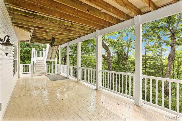6 Crestwyck Court, Lake St Louis, MO 63367