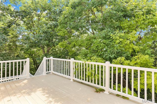 6 Crestwyck Court, Lake St Louis, MO 63367