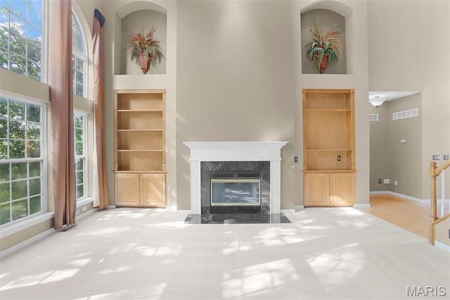 6 Crestwyck Court, Lake St Louis, MO 63367