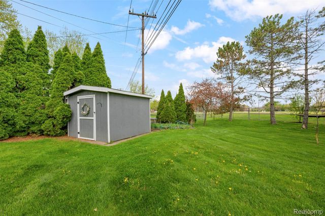 37174 Sunnydale Street, Livonia, MI 48154