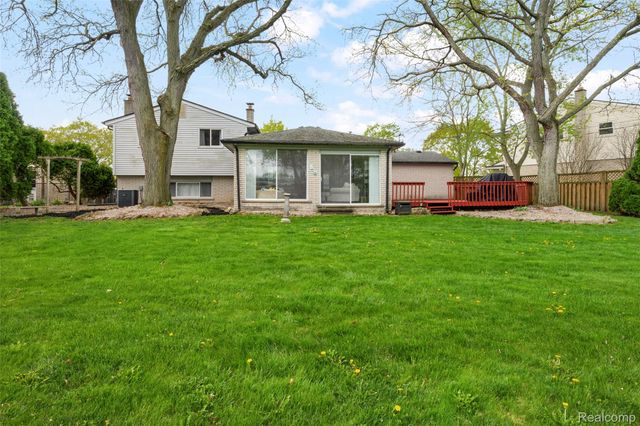 37174 Sunnydale Street, Livonia, MI 48154