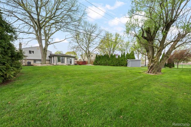 37174 Sunnydale Street, Livonia, MI 48154