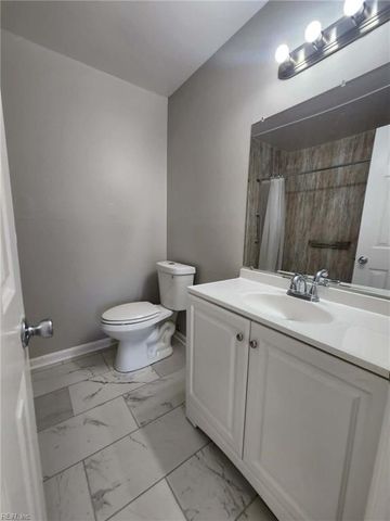 812 Tenure LN, Virginia Beach, VA 23462