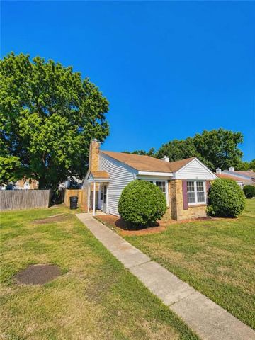 812 Tenure LN, Virginia Beach, VA 23462