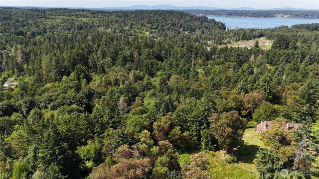 19789 Erickson Road SW, Longbranch, WA 98351