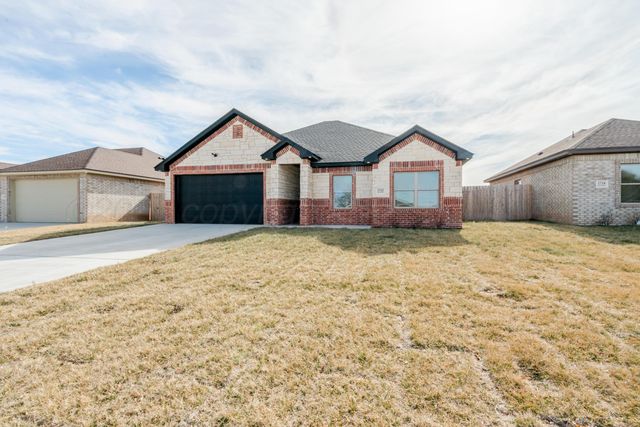 1722 Northridge Street, Dumas, TX 79029