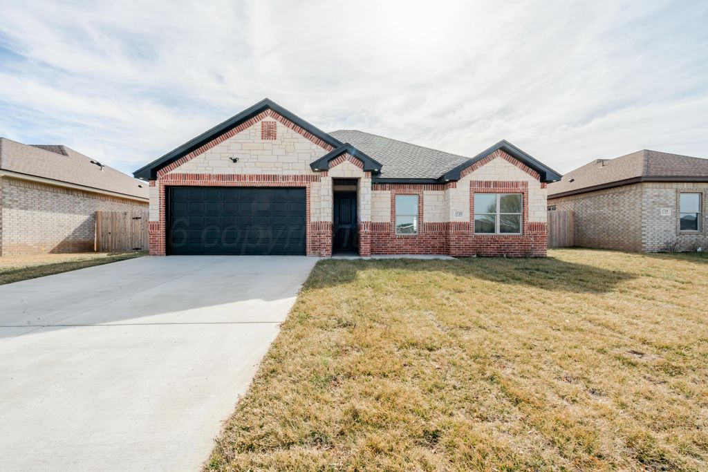 1722 Northridge Street, Dumas, TX 79029