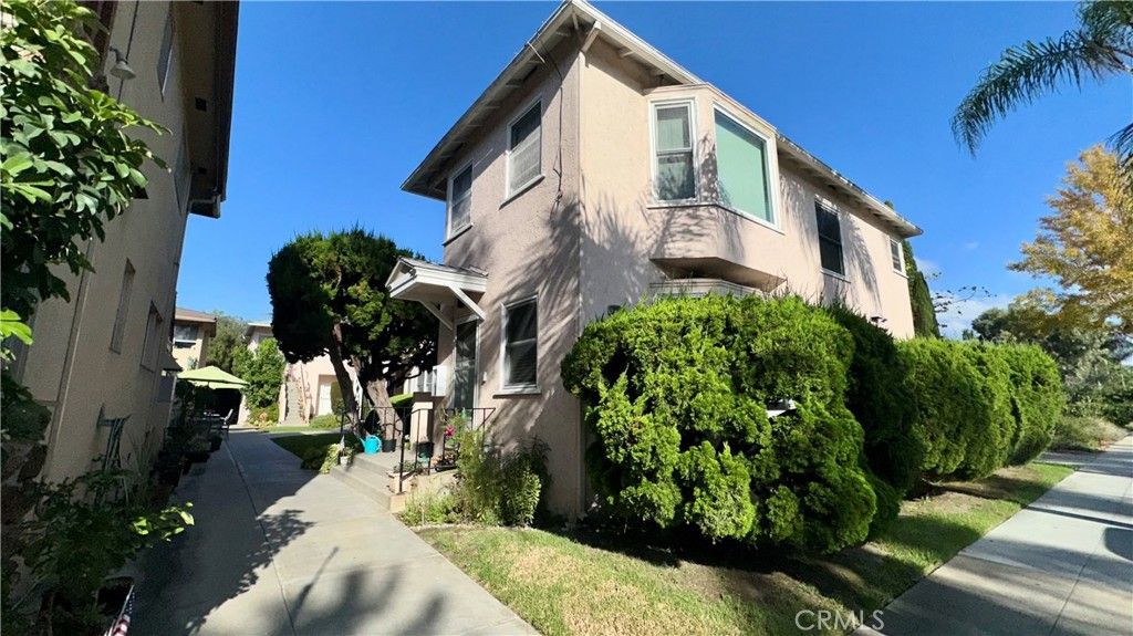 235 Termino 3, Long Beach, CA 90803