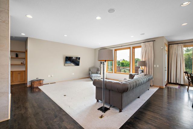 6786 Yellowstone Lane N, Maple Grove, MN 55311