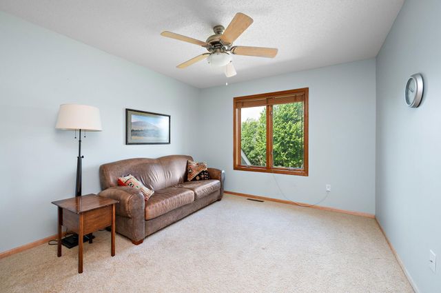 6786 Yellowstone Lane N, Maple Grove, MN 55311