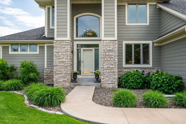 6786 Yellowstone Lane N, Maple Grove, MN 55311
