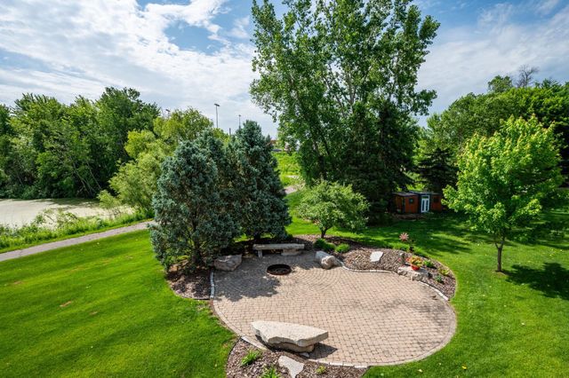 6786 Yellowstone Lane N, Maple Grove, MN 55311