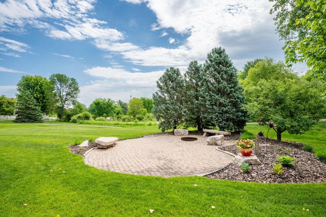 6786 Yellowstone Lane N, Maple Grove, MN 55311