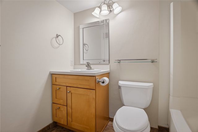 507 Hunters Path Rd 12, Bridgeville, PA 15017