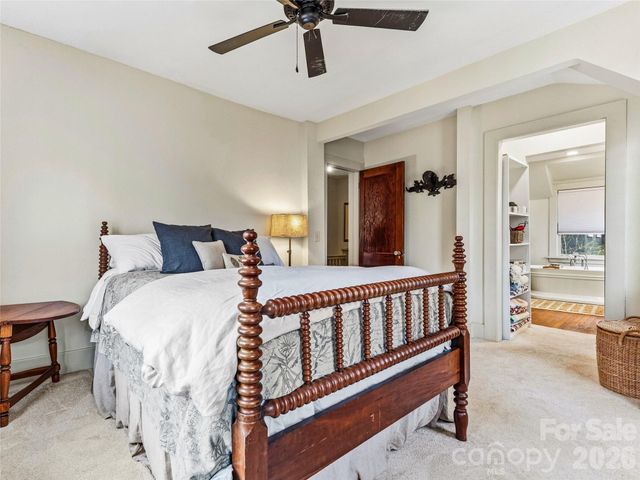 4 Duke Street, Asheville, NC 28803
