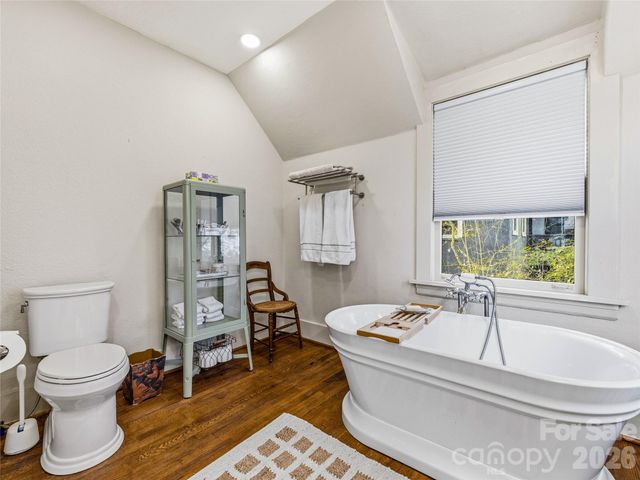 4 Duke Street, Asheville, NC 28803