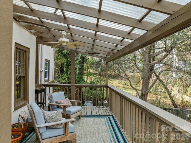 4 Duke Street, Asheville, NC 28803