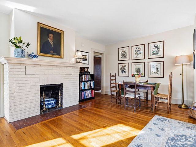 4 Duke Street, Asheville, NC 28803